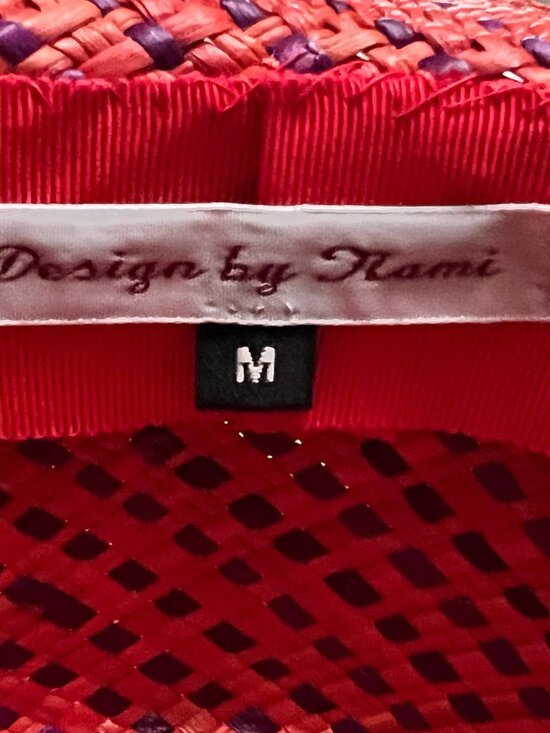 Design by Nami Hat